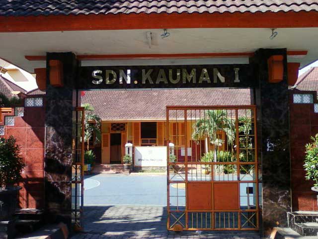 SDN Kauman